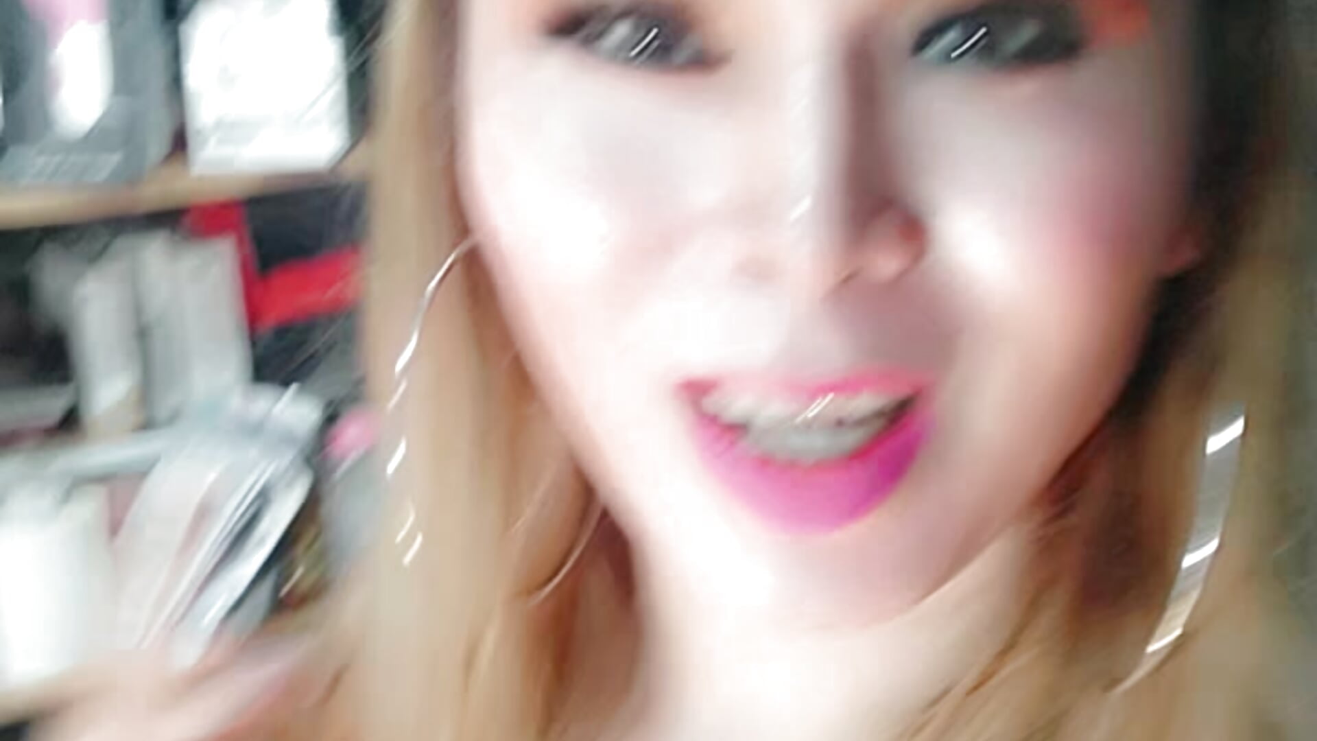 Hello guys Wlcm in my Room in my Life ☺️😊😬😇 - video by Fayola_Beatrix cam model