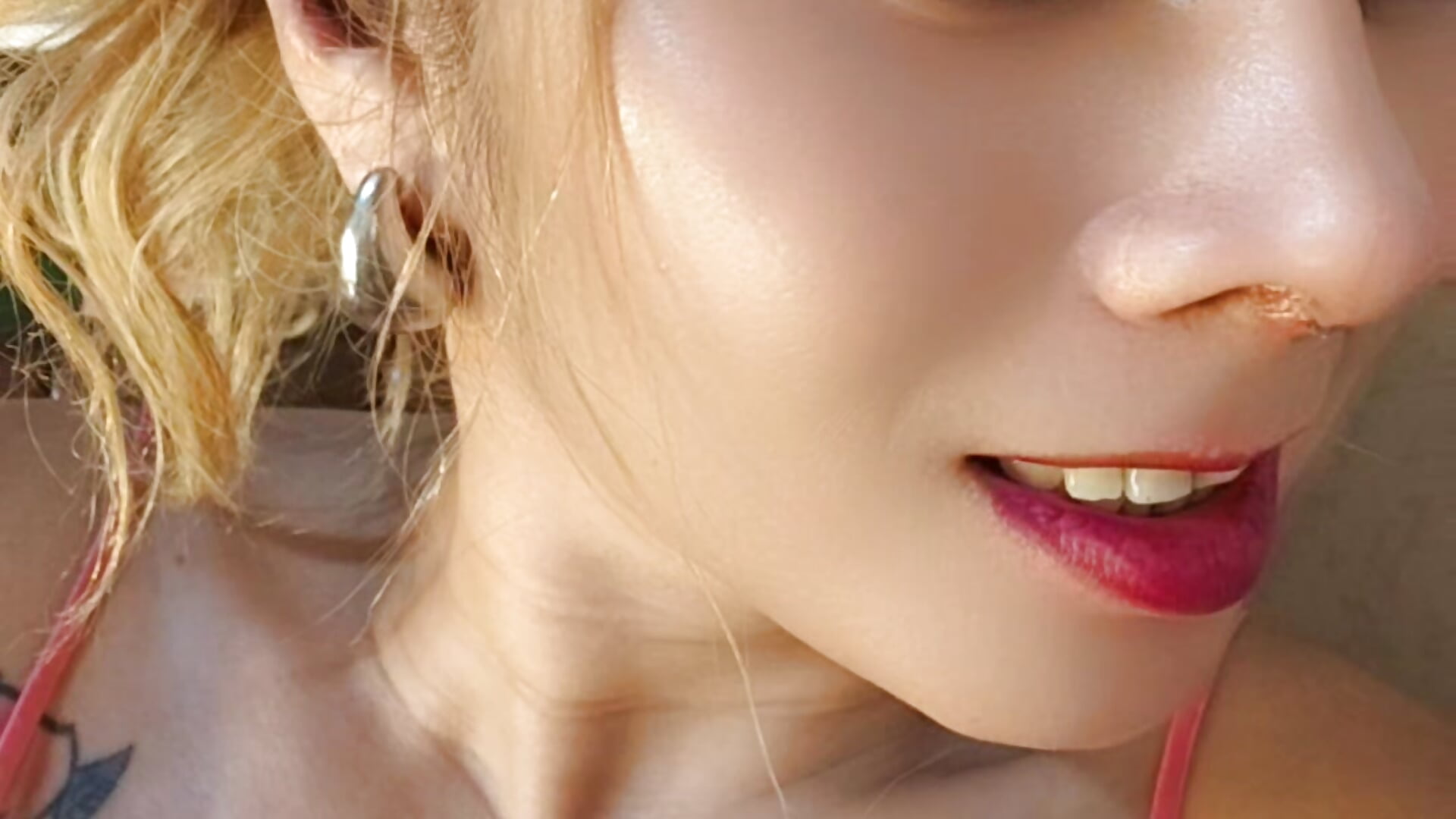 LEAD YOU'RE FRIENDS TO 🧿SATAN🧿 - video di Fayola_Beatrix modella di cam