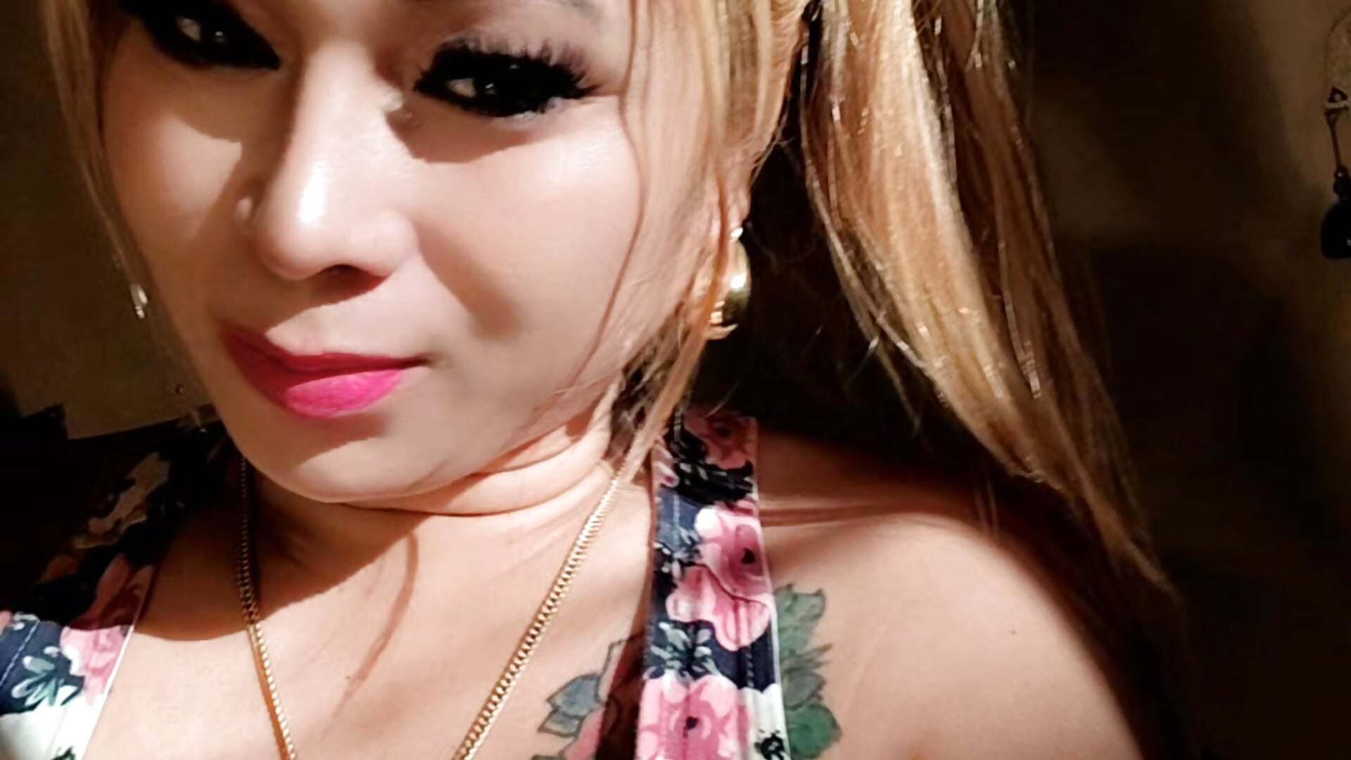 HELLO GUYS SHOW SOME LOVE AND SUPPORT ALWAYS — filmik Fayola_Beatrix, modela(-lki) na kamerkach