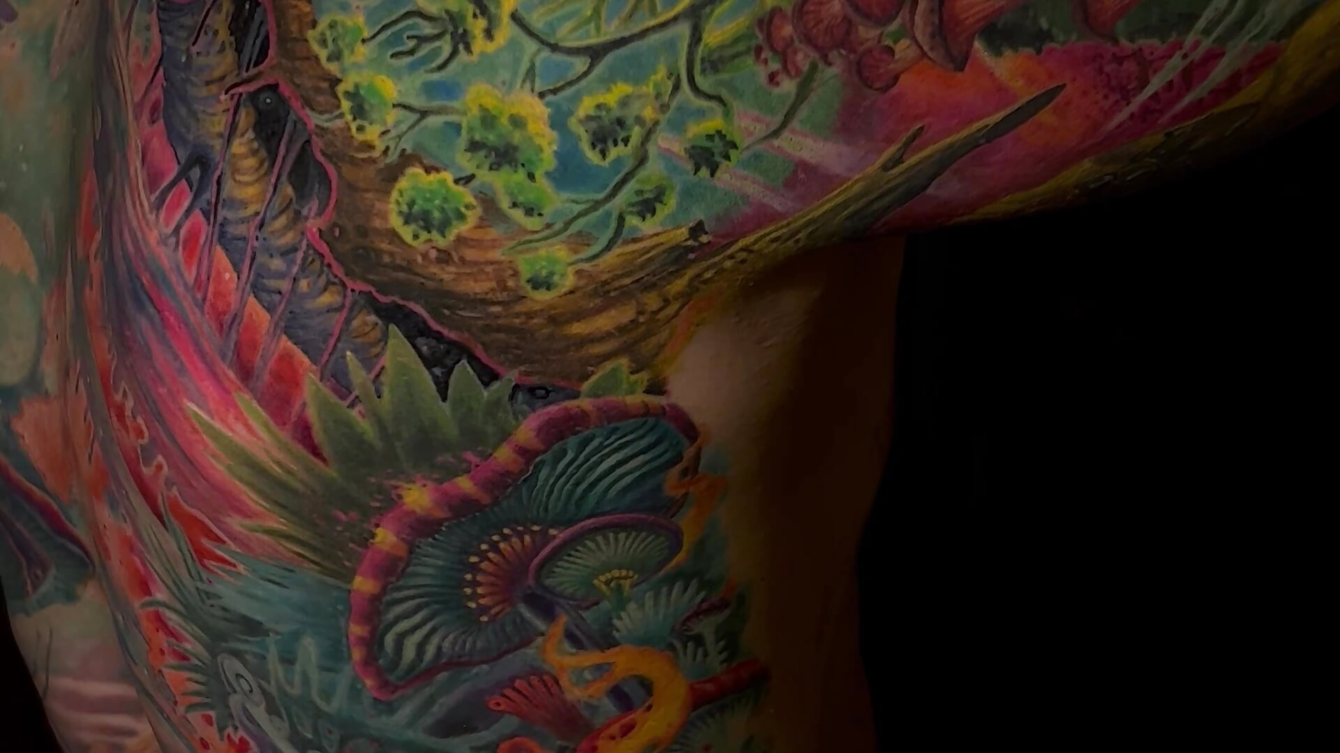 IMG_0950 tattoo - video by Bolongolyos18as cam model