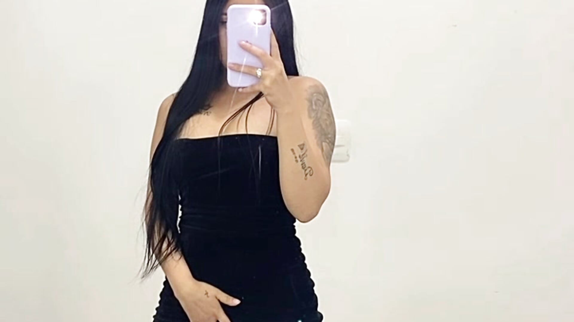 :) - video by Lorena__ cam model