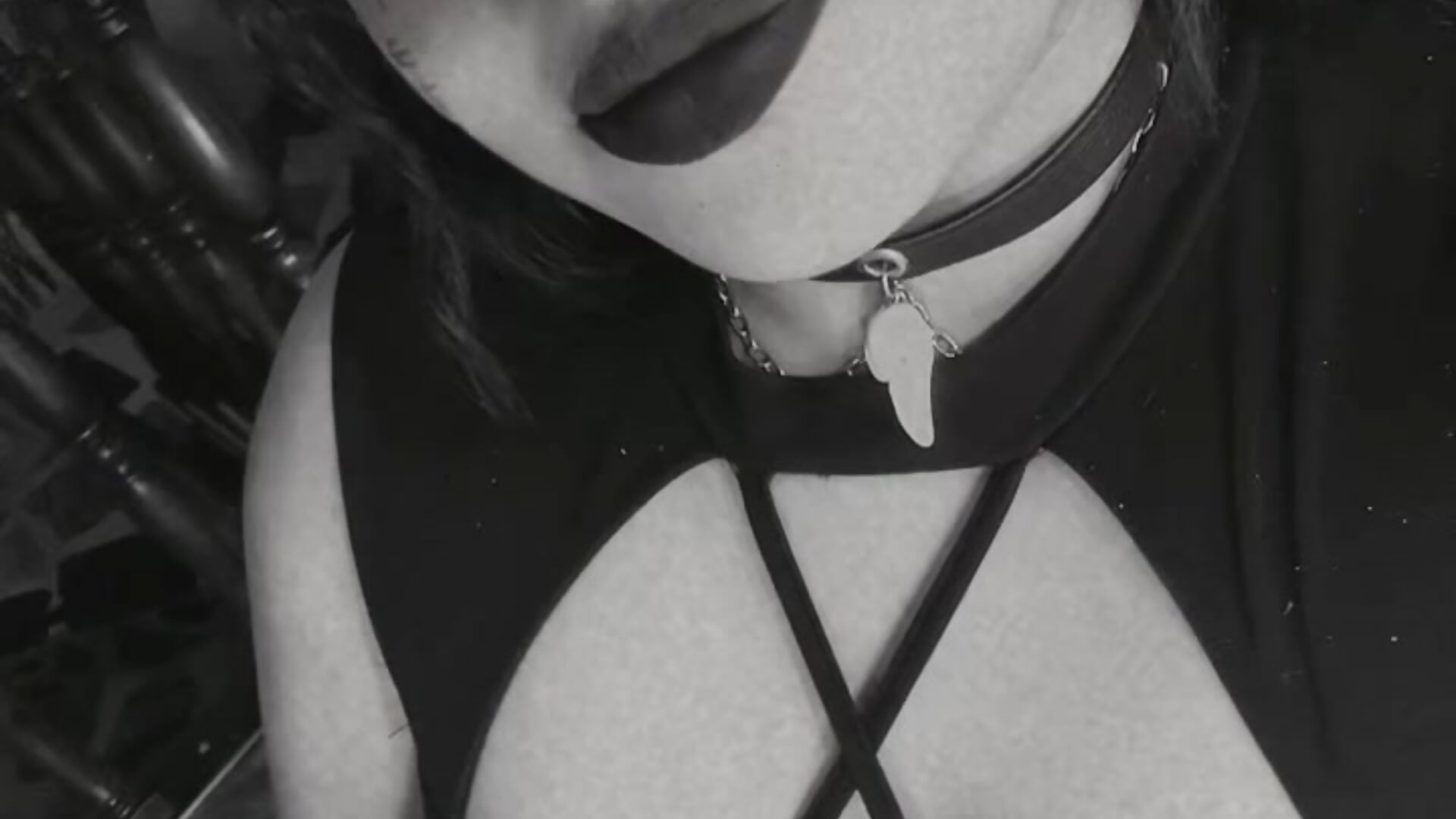 Goth halloween - video by pamela_doll3 cam model