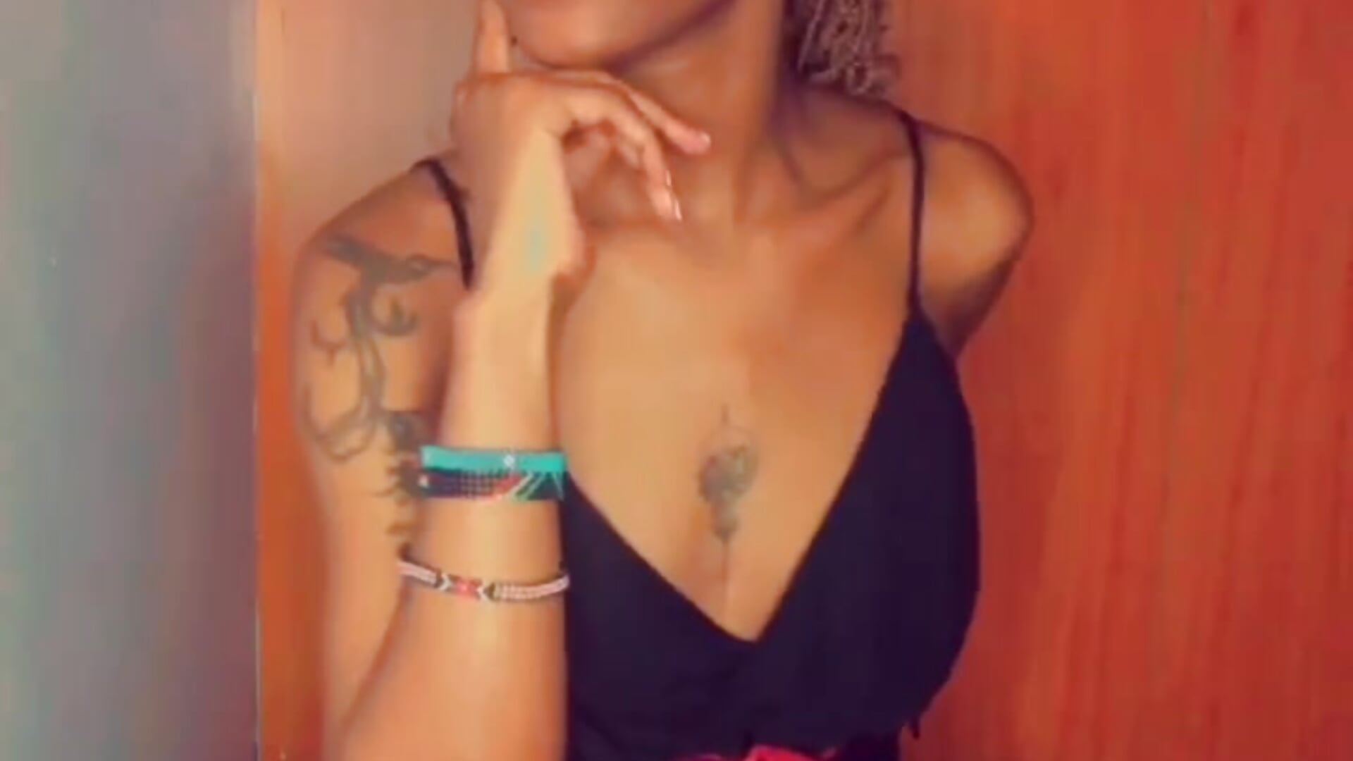 Selflove - video by Daddizgal cam model