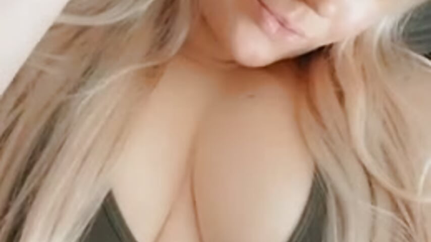 princess - video by PiggyRose cam model