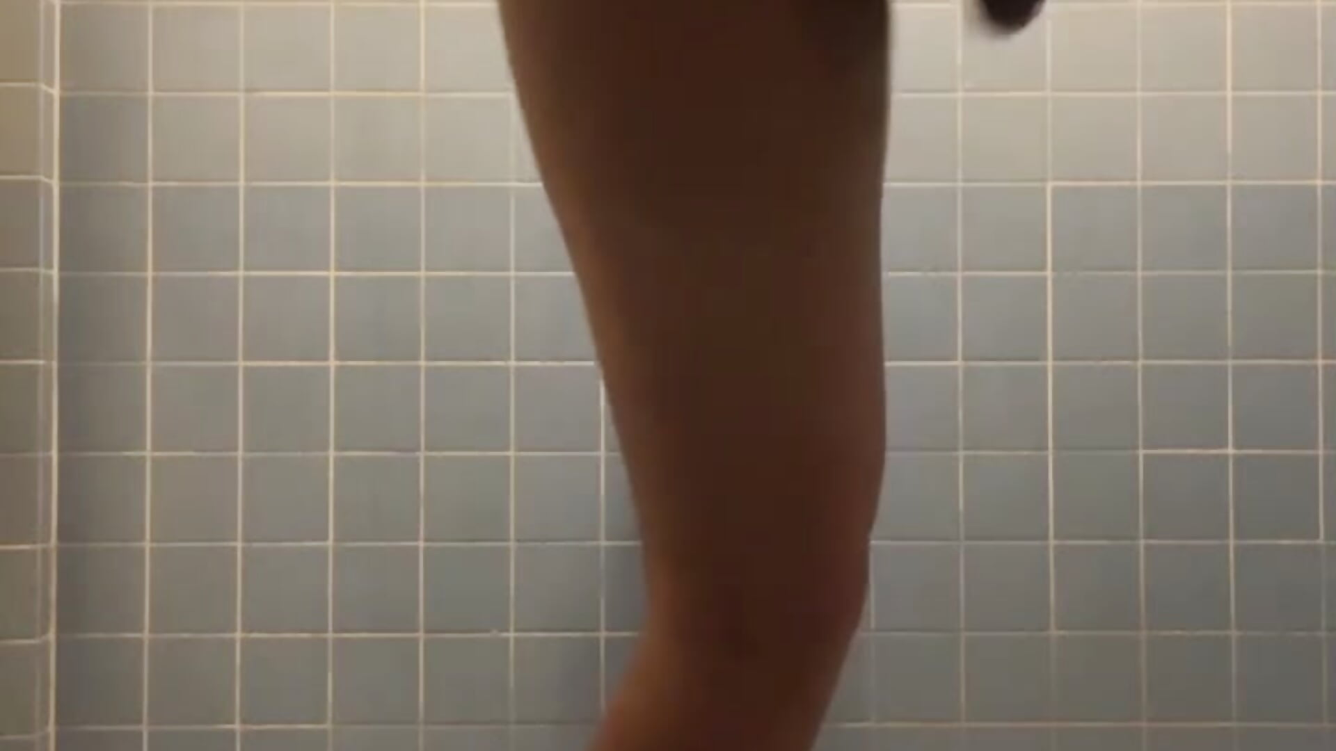 Shower twerk - video van tsjoseyx cam-model