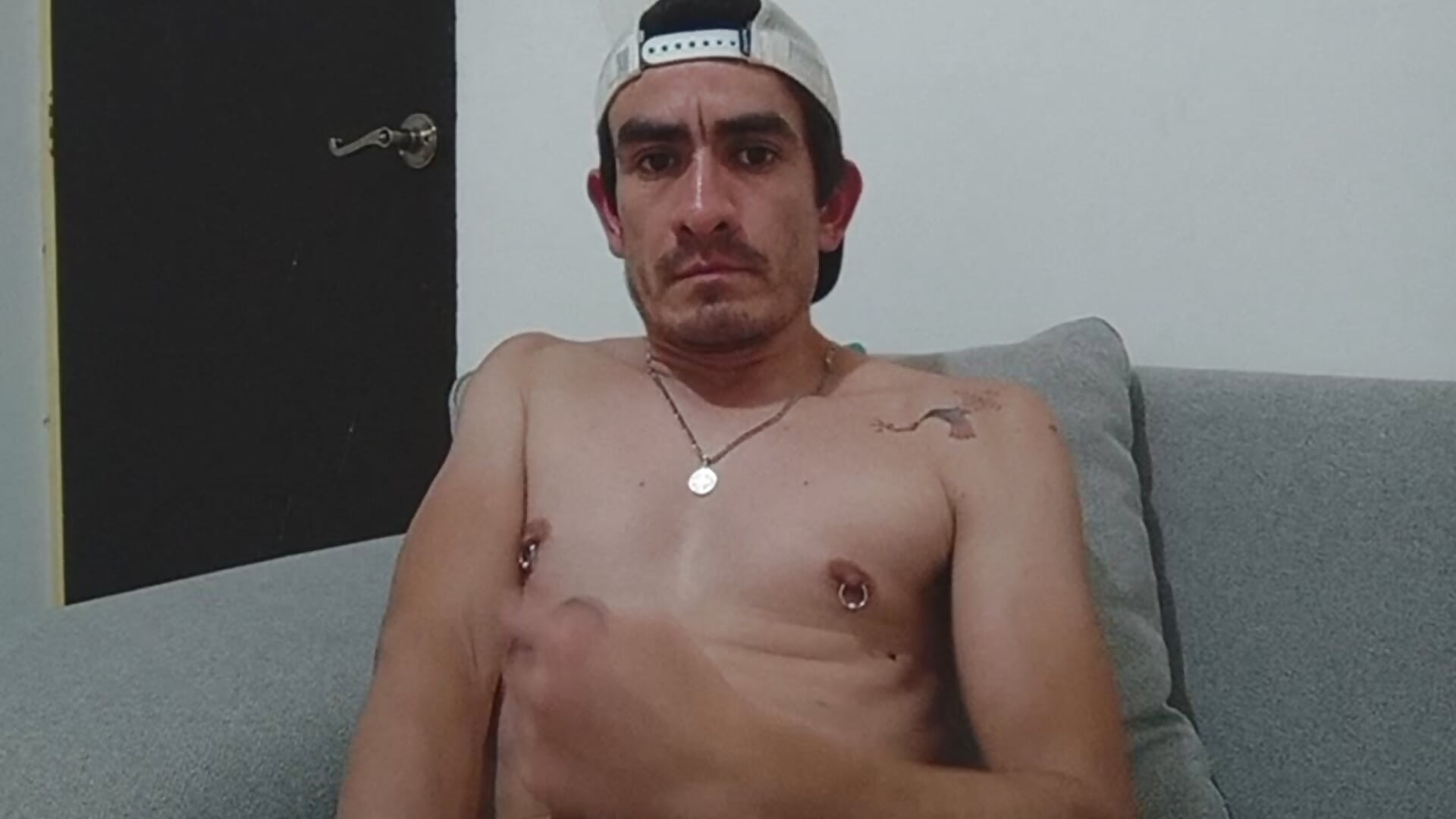 Christhopercito adlı kamer modelinin viral videoları:  7587