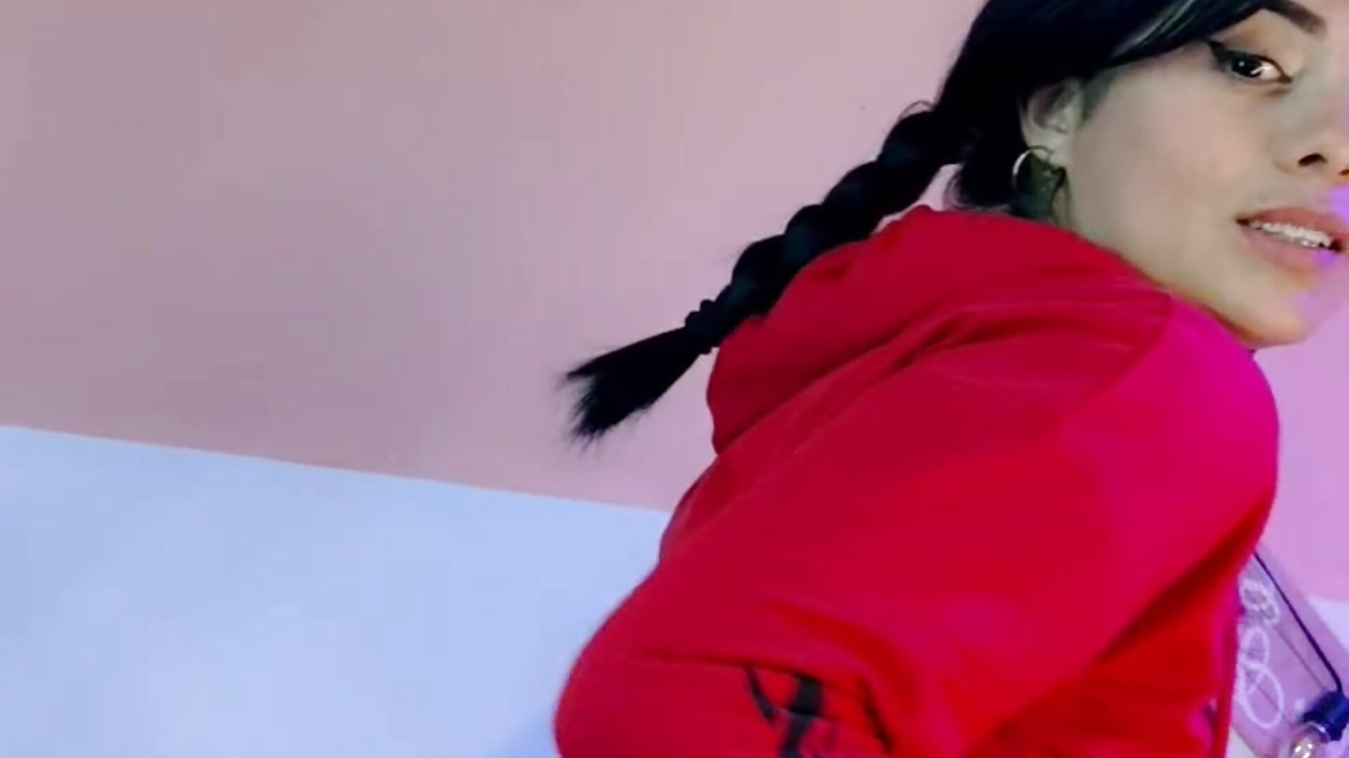 Bright and hot 🍑🔥 - vidéo du modèle de showcams Catalinaa_martinez