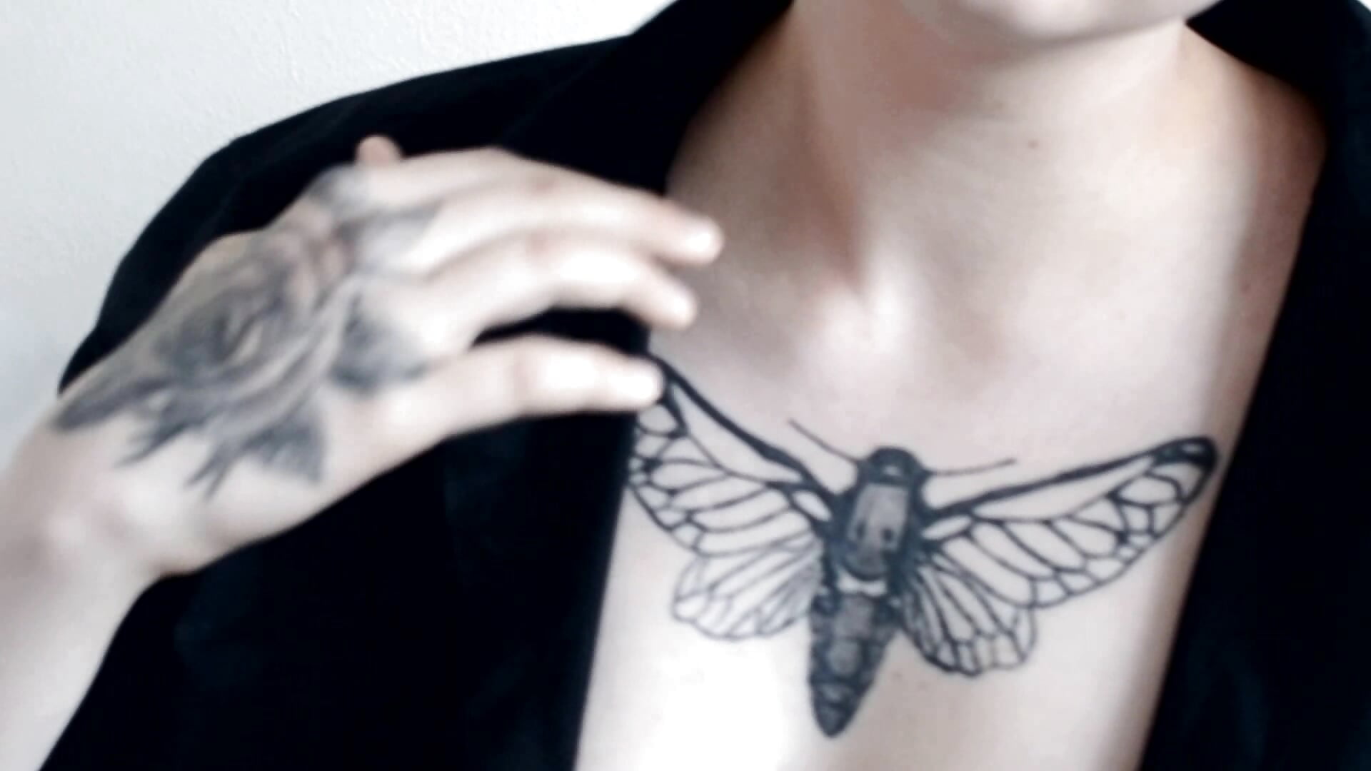 undress me - video by Mark_Arch cam model