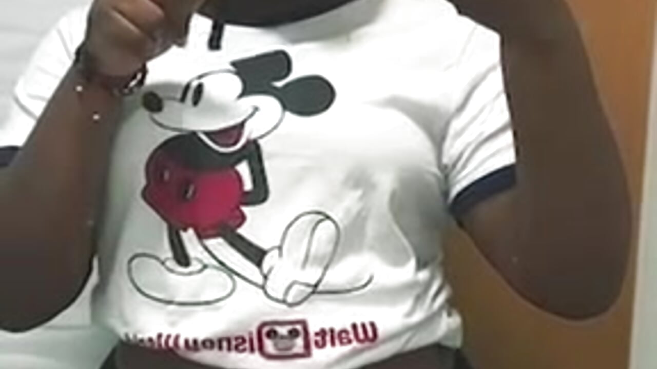 🤎 - วิดีโอโดย Nao_75 โมเดลแคม