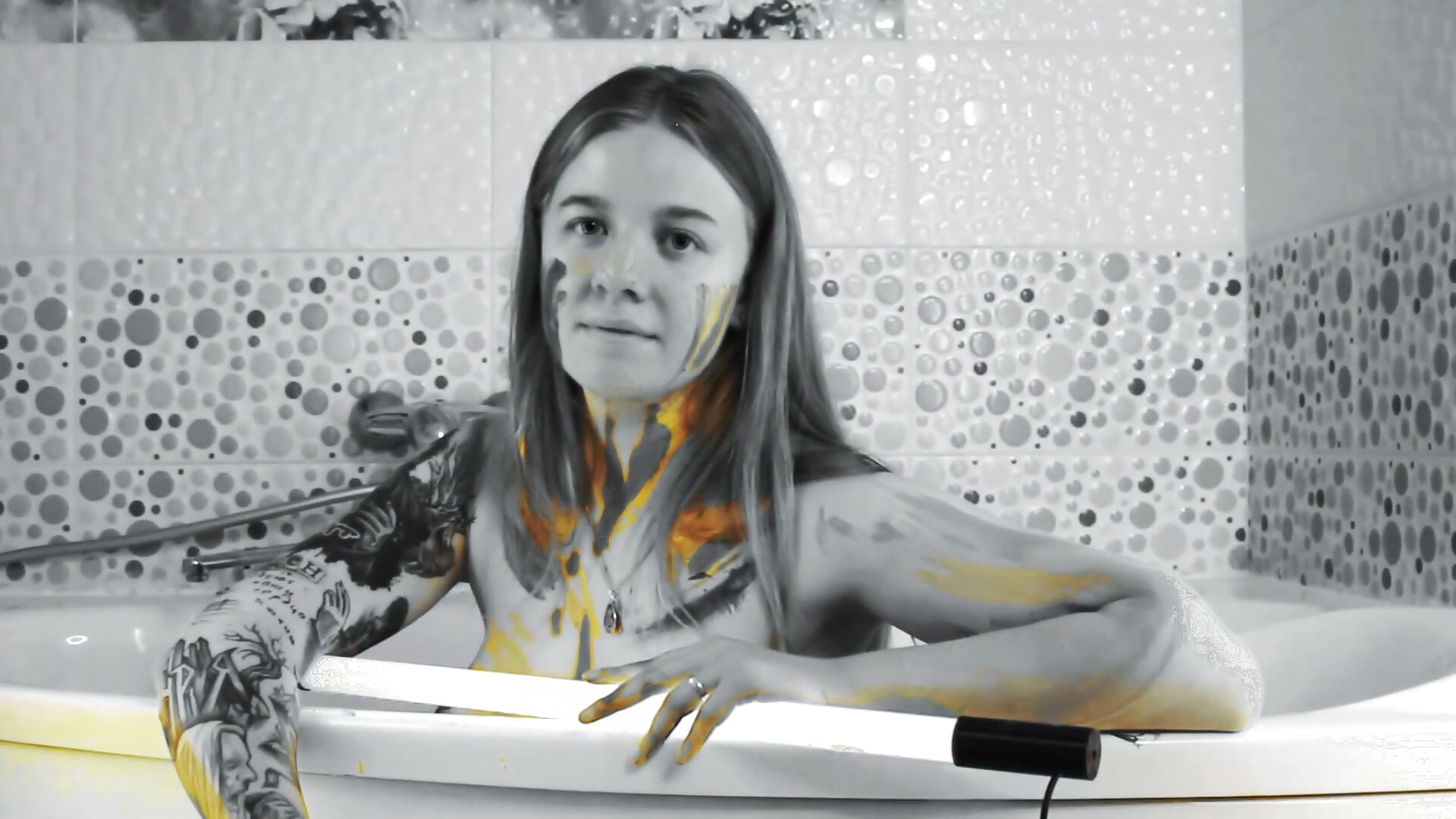 sit with me in the bath