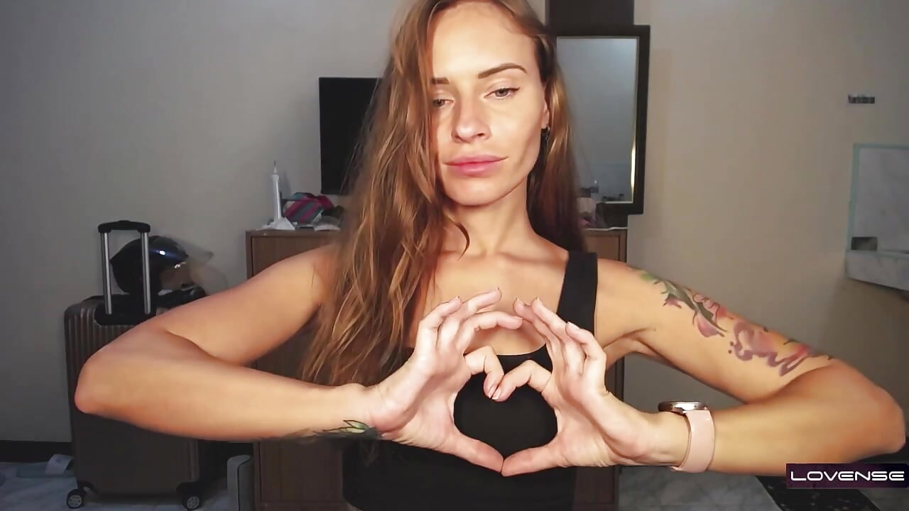 love - vídeo de holy_khloe modelo de câmara