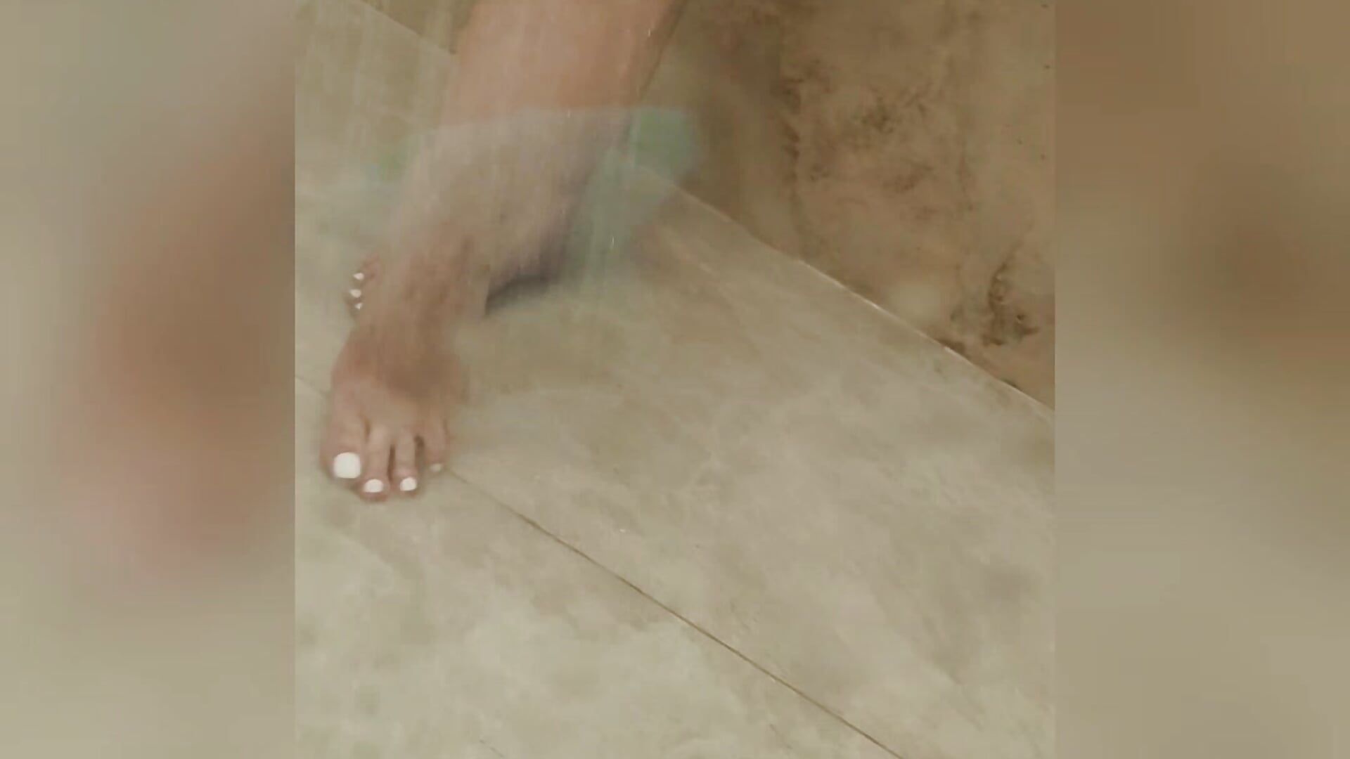 Sweet shower time