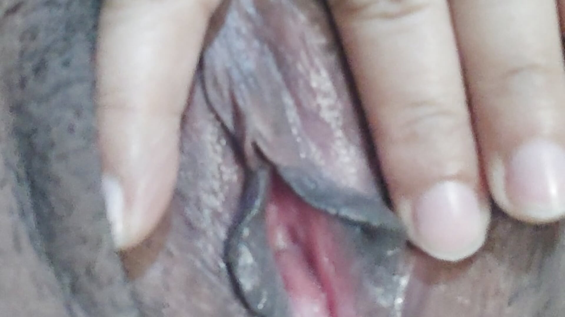 Touch me . 2 fingers – video modela na kameri Gatubela212