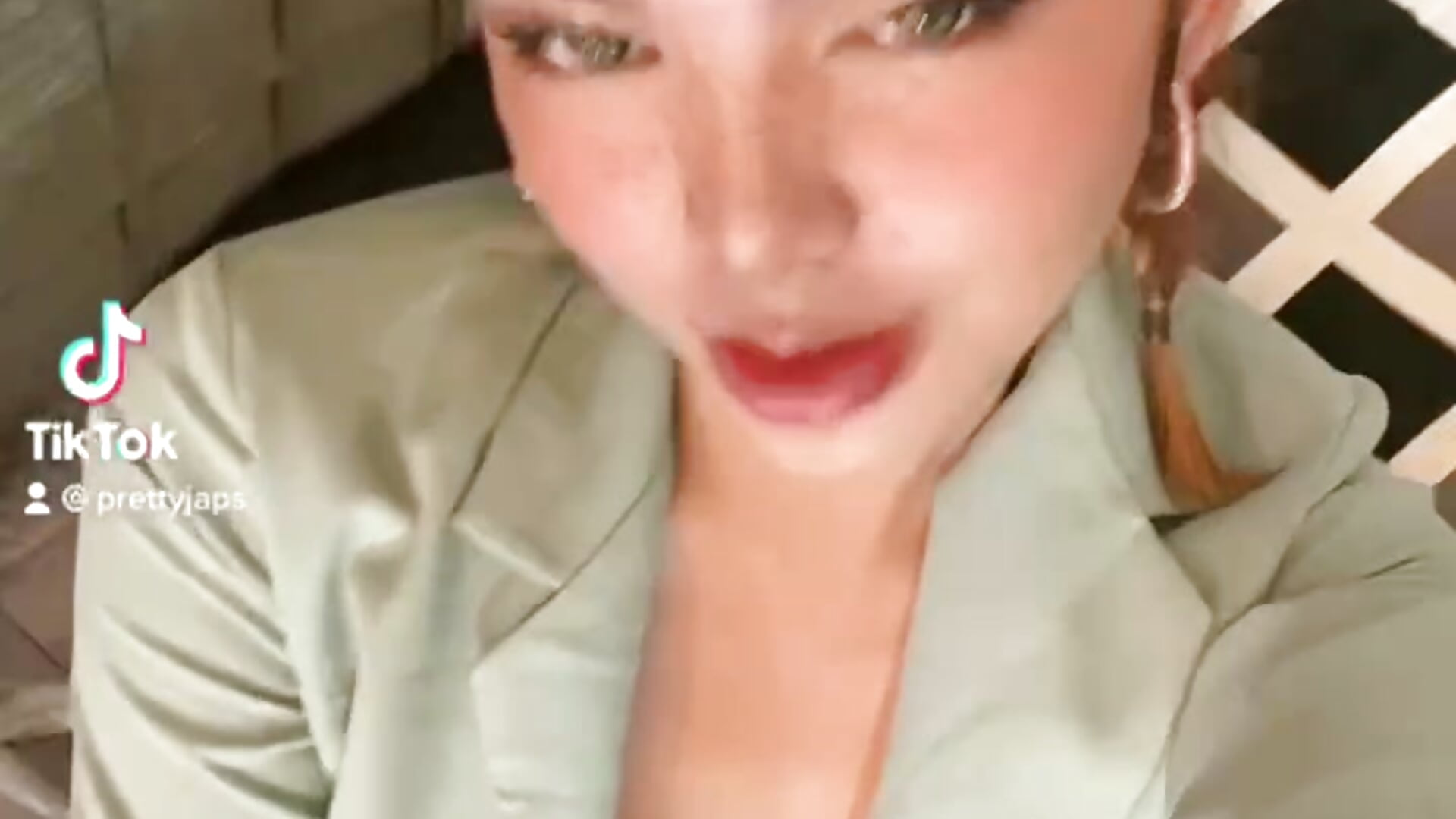 trim,1AD04A53-8FB5-4A4C-B0E2-0DB19D12B841 - Vídeo de WomanofWorldTS, modelo de vídeos