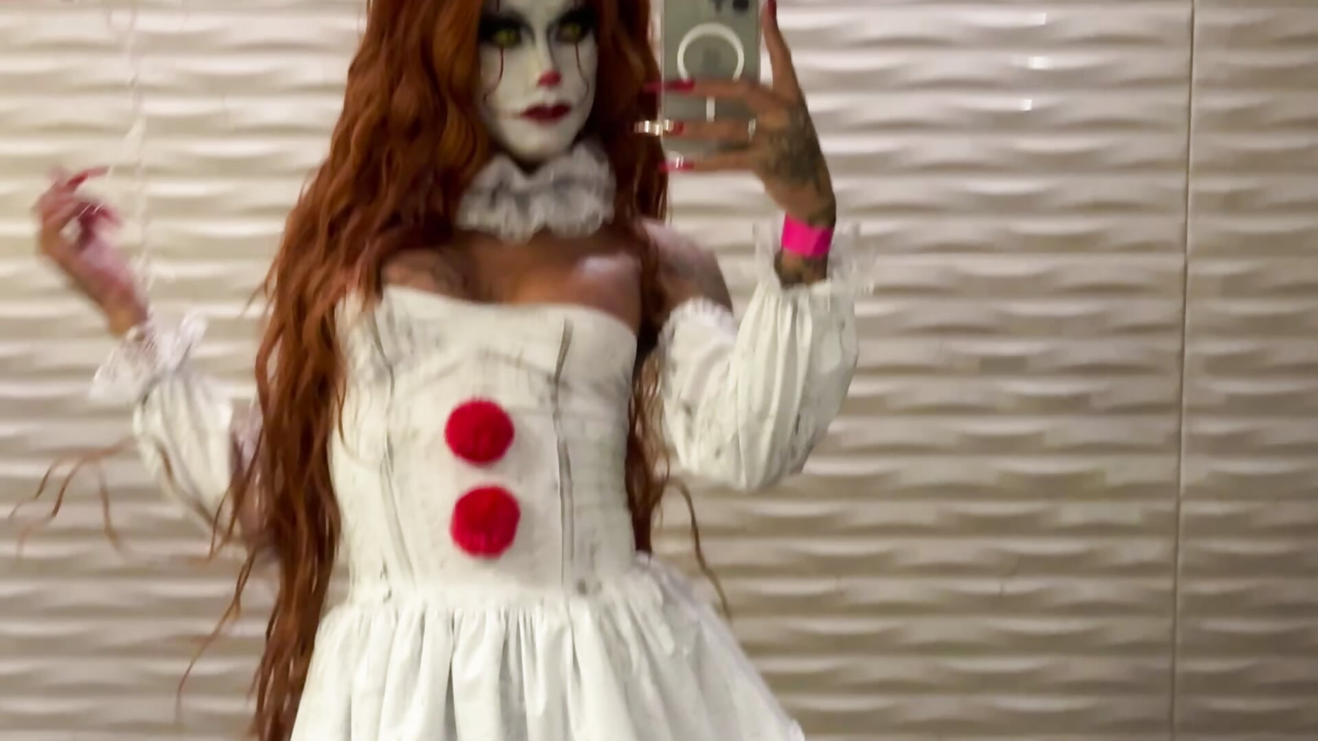It hallowen - Nella_Dolls 님의 동영상