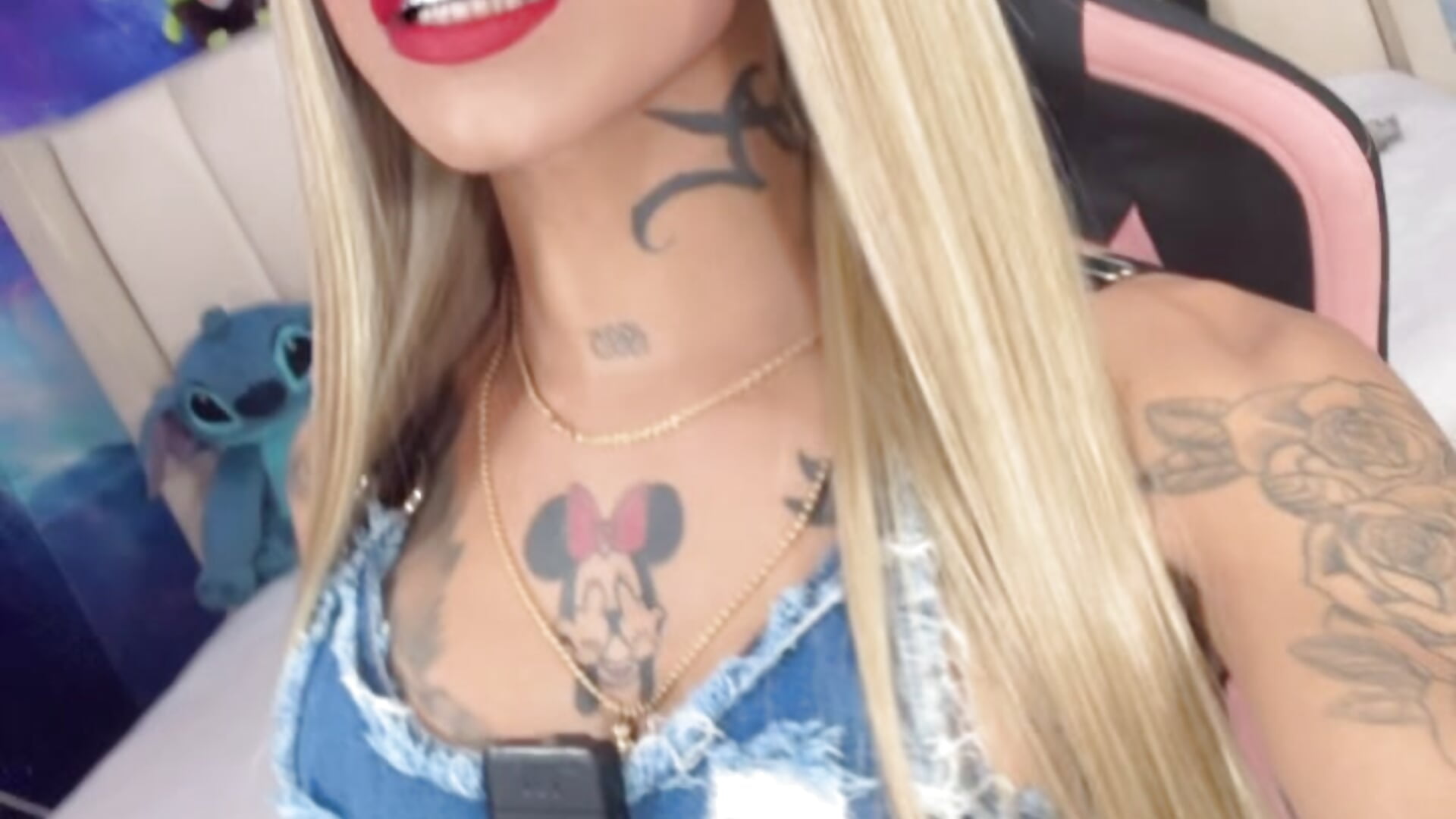 Goddess ♨️ – видео вебкам-модели Nella_Dolls