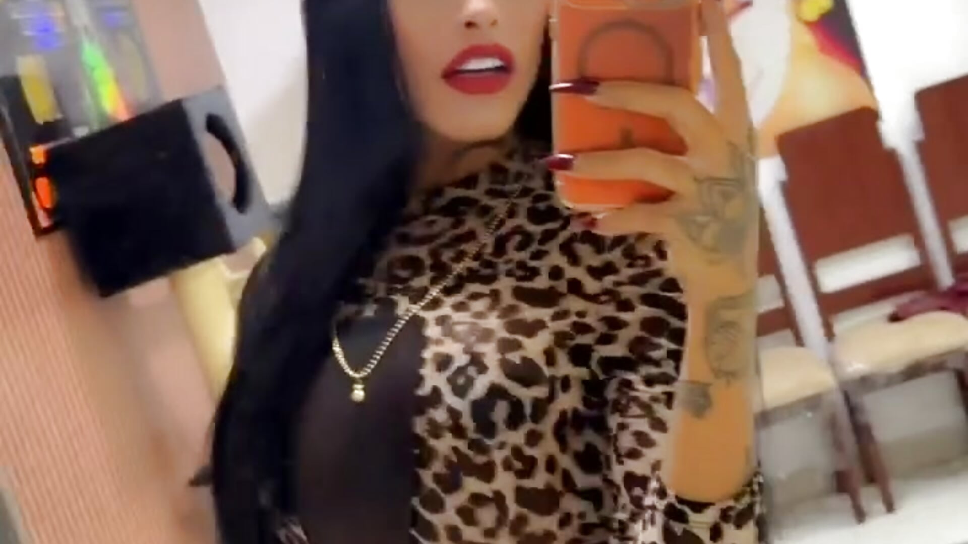 Rawwwwr🐆－カメラキャストのNella_Dollsの動画