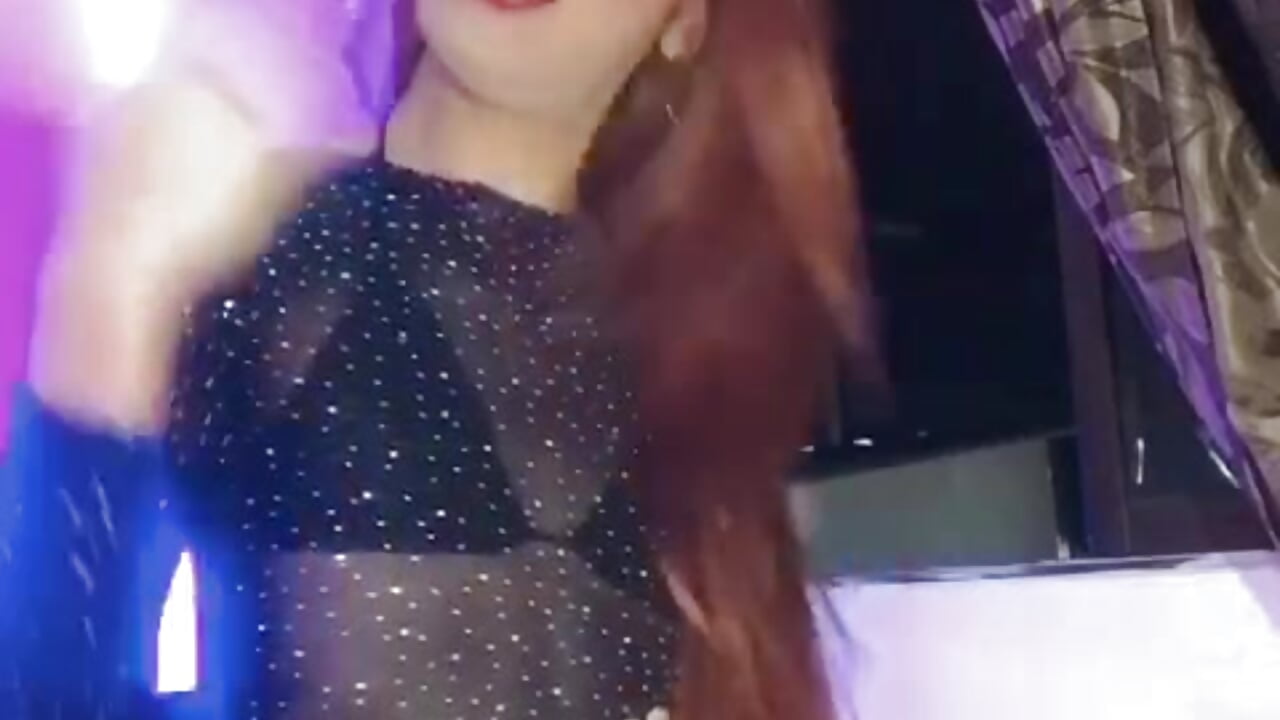 My Sexy Dress - відео від вебкаммоделі Sammybigcock1_