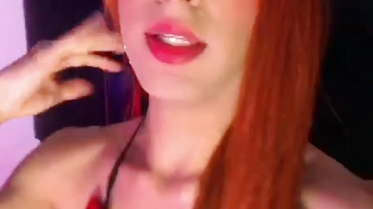Hey guys!! how was ur day? go to dm - відео від вебкаммоделі Sammybigcock1_