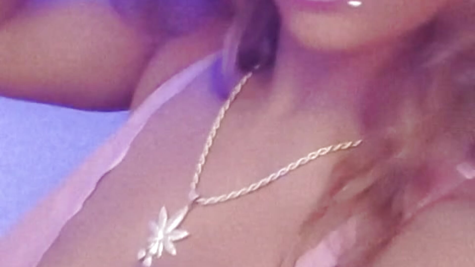 Diiamond – video od MzzDeepThroatDiiamond