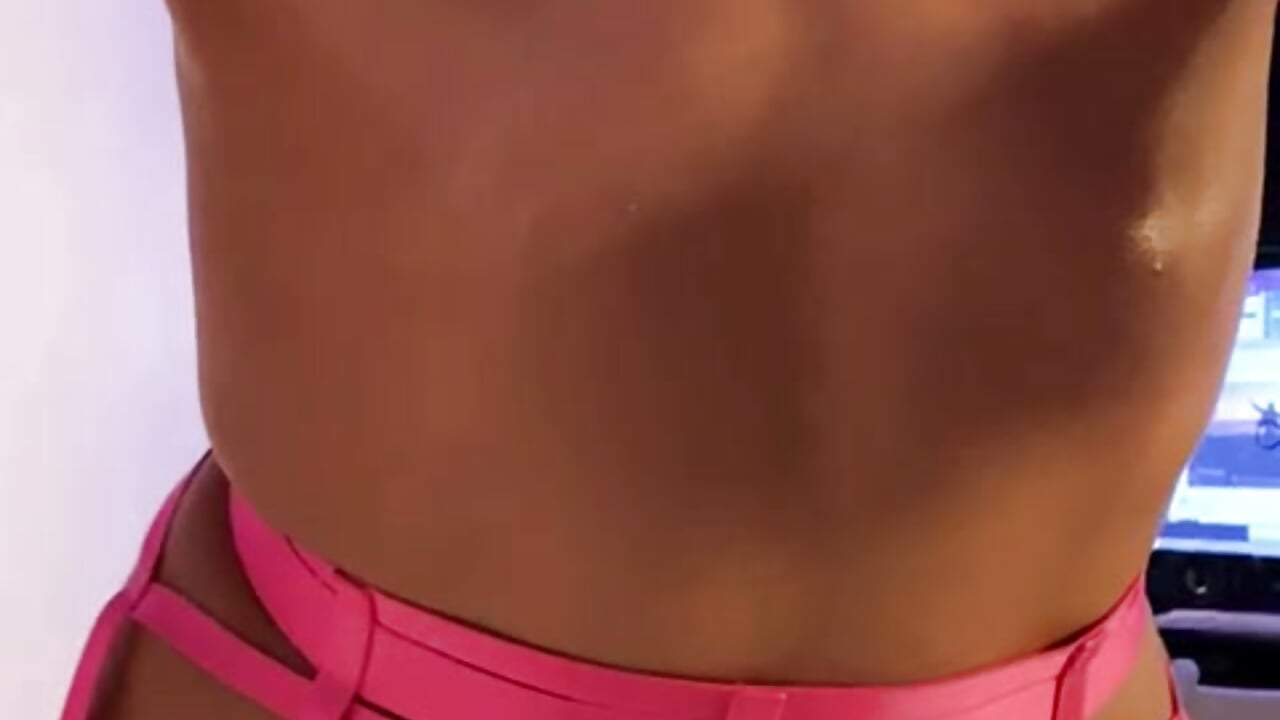 Slow naked tease + hot foot job (no stockings) - video by _alleyesonme_ cam model