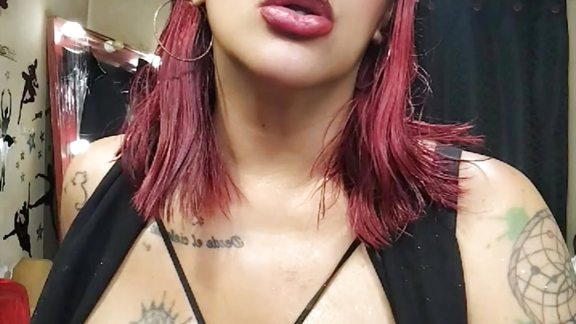 smoke sexy - video by AlexaBigBoobss cam model