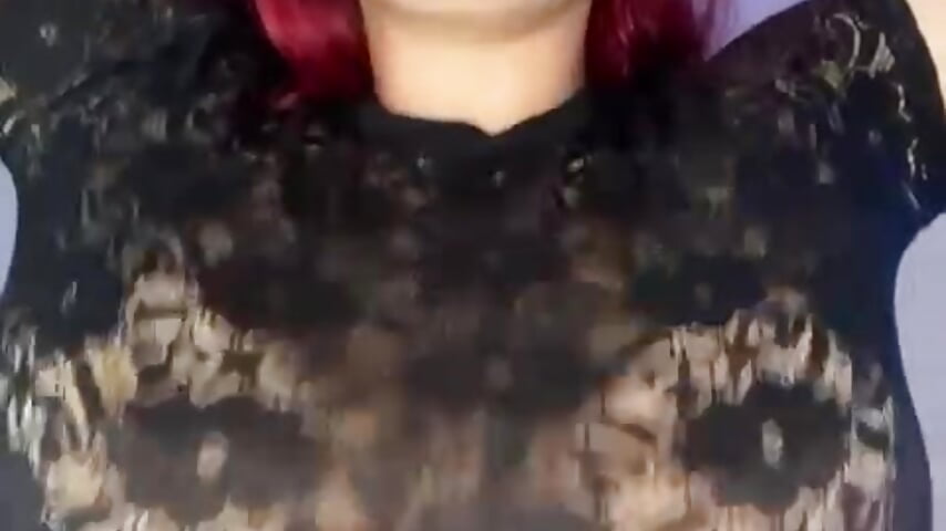 BOUNCING MY JUGGS WITH THIS SHIRT - فيديو من Kaarol69 موديل الكام