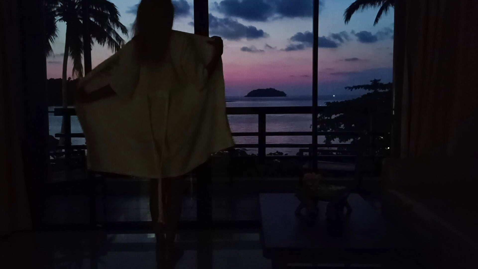 Are you ready to relax? — filmik IamRealSugar, modela(-lki) na kamerkach