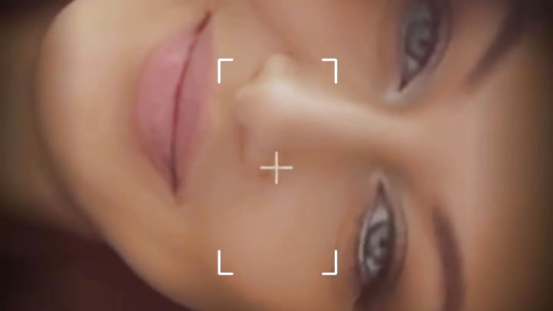 all the love for you is in my eyes – video modela na kameri Kindsexygirl