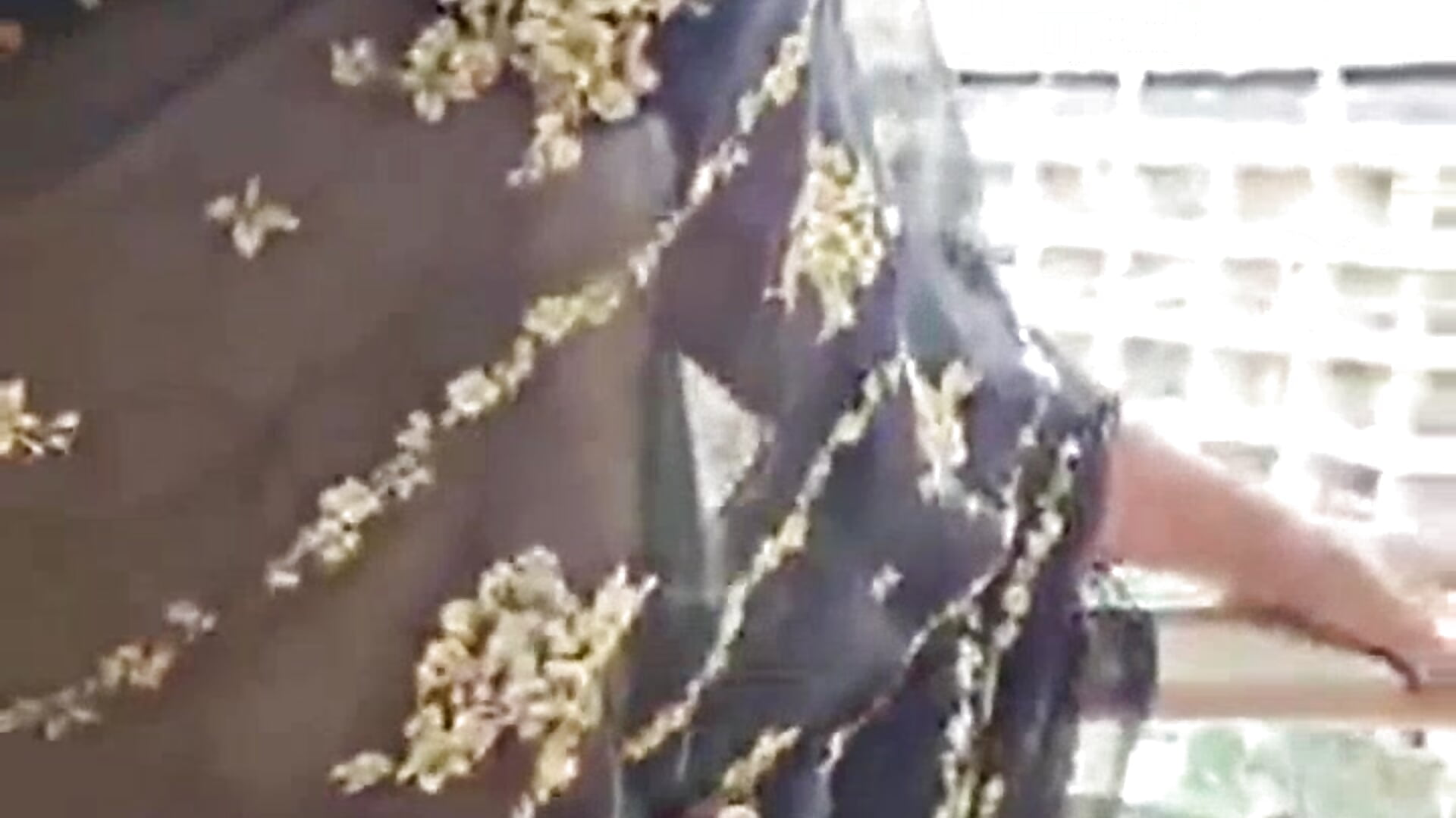 Nikki With Hotel Balcony View - video by Nikki_Nikku cam model