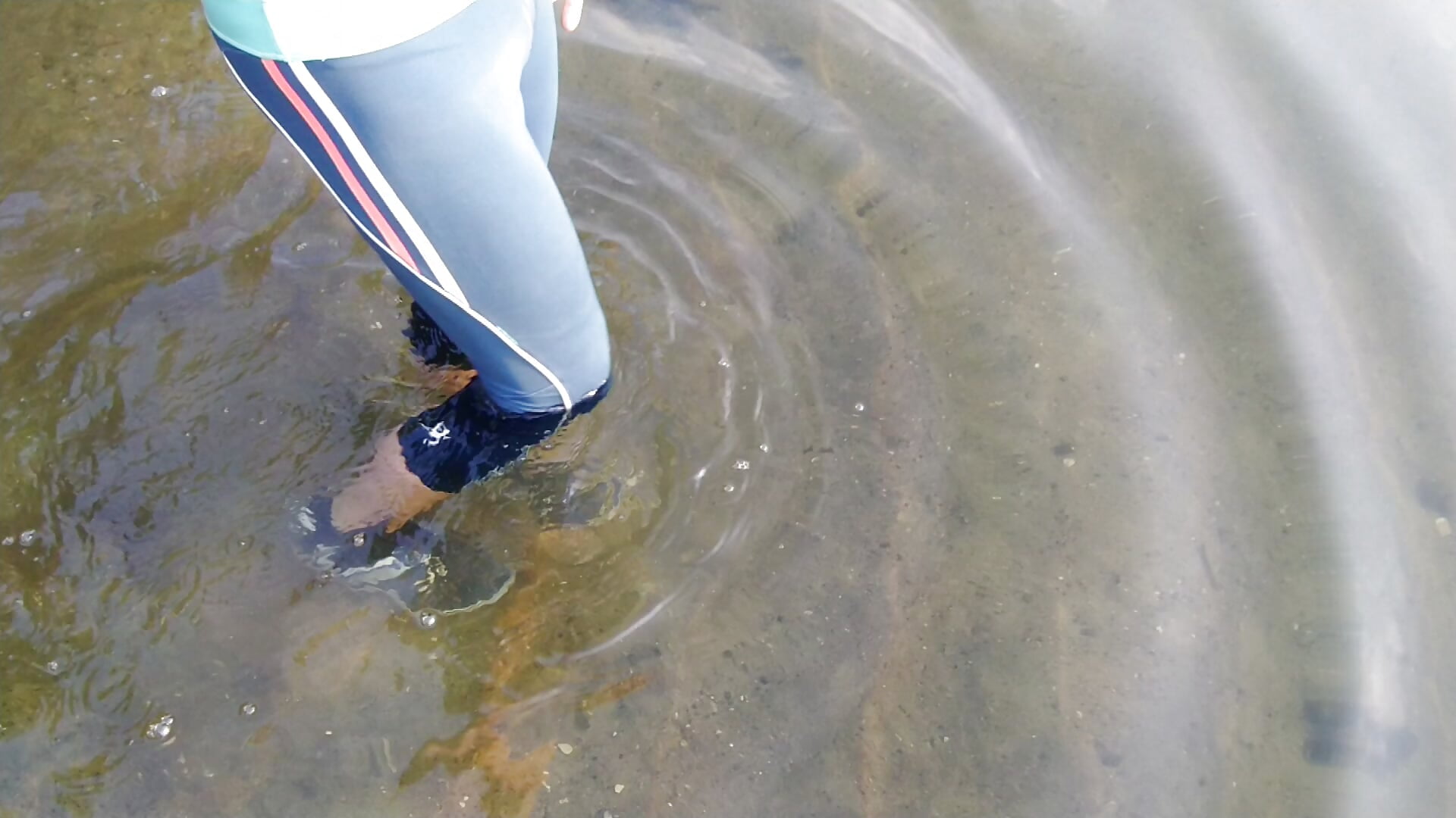 Swimming in the lake in sport wear at sunset.. Wet leggings and t-shirt... - video by Alexa_Cosmic cam model