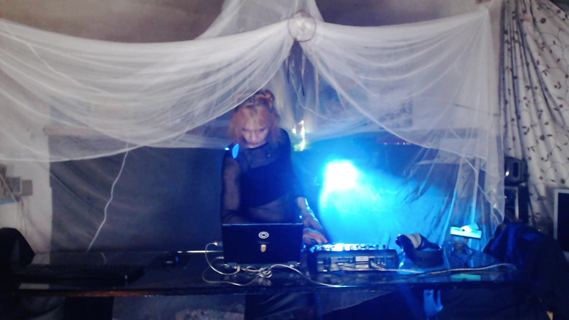 Erotic November :: Deep House DJ MIX :: 2022-11-06 - video by Alexa_Cosmic cam model