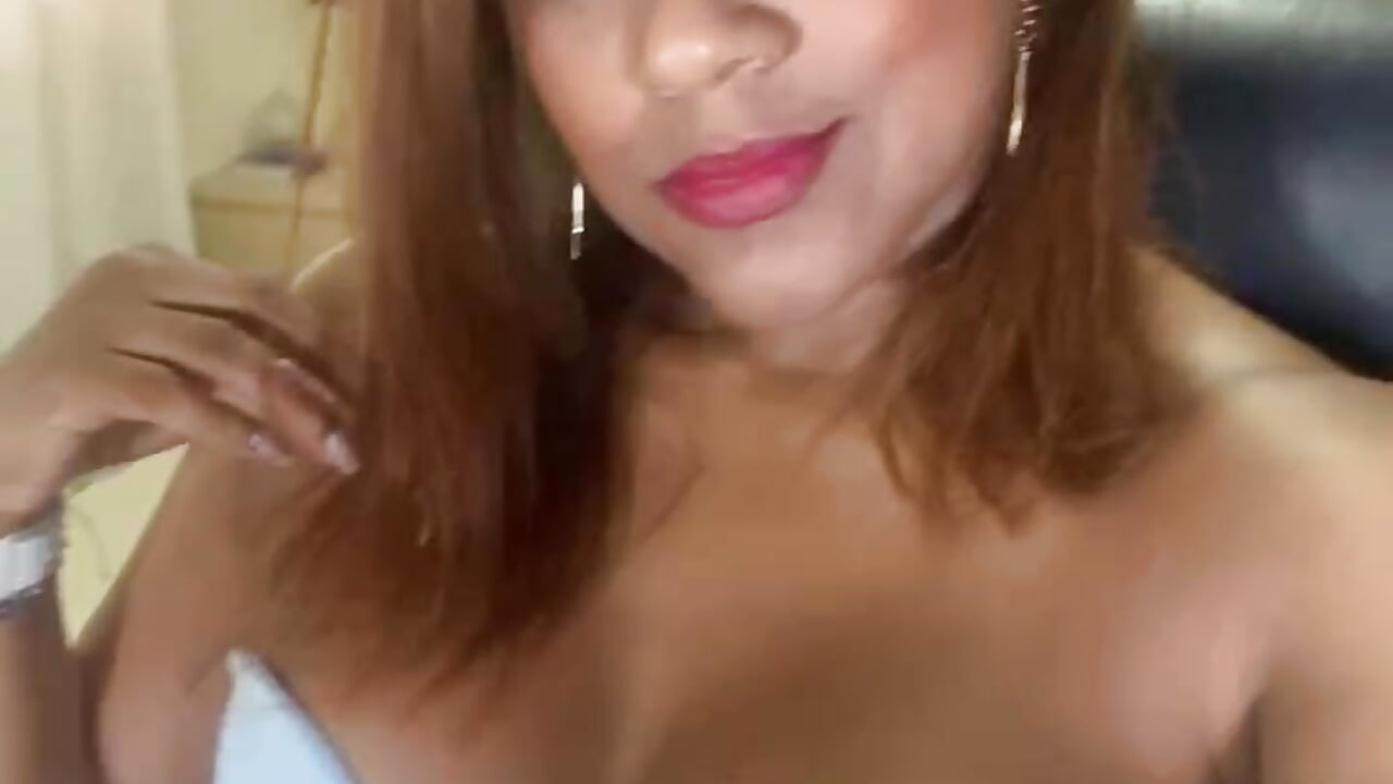 I feel very good with my change of look - فيديو من EvaFoxter موديل الكام