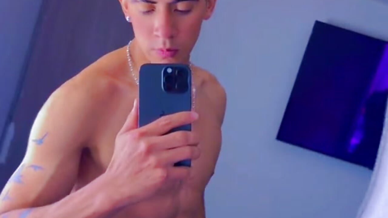 Cosita rika 🥵－カメラキャストのAndy_naughty1の動画