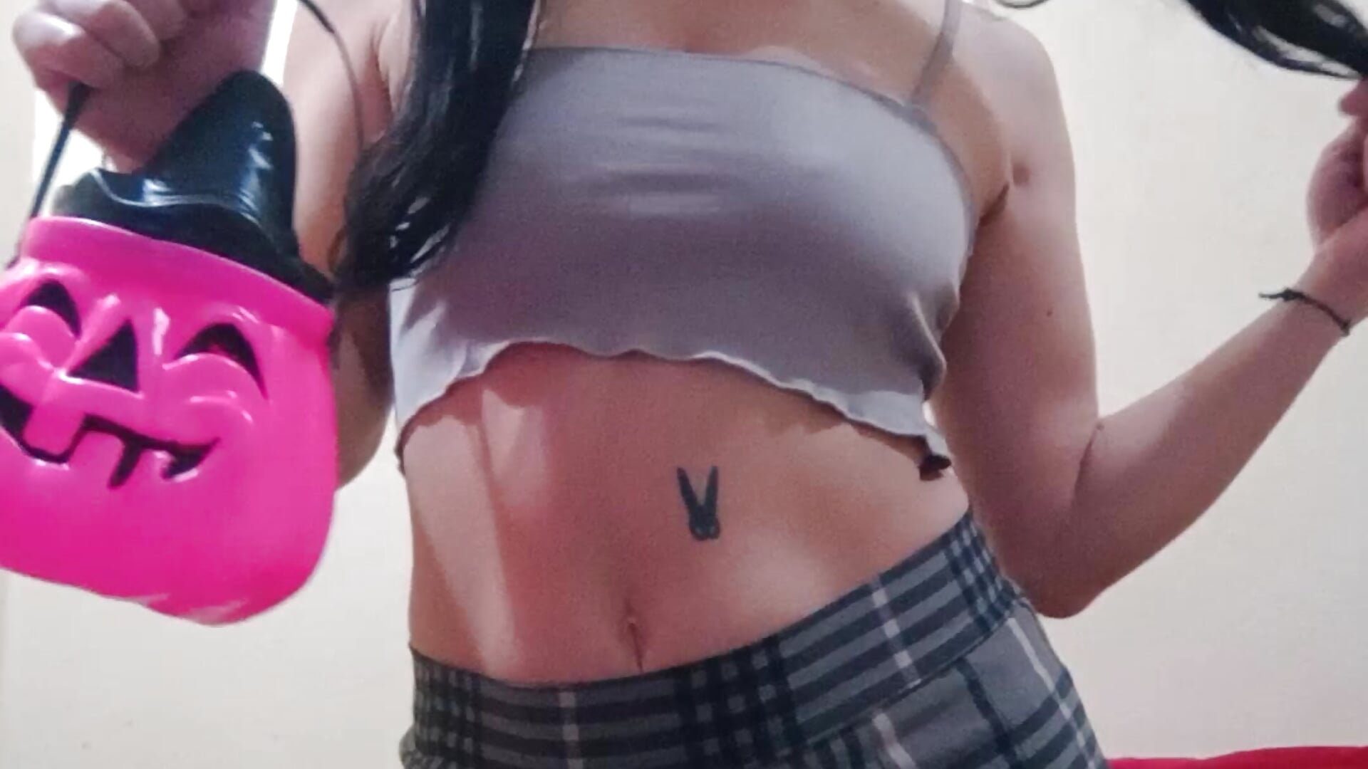 Halloween 🎃🧡 - video by molymeneses cam model