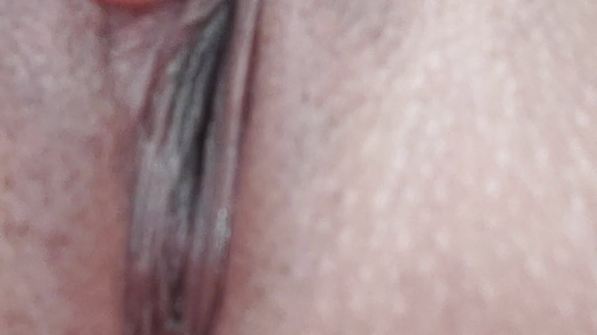 Juicy pussy - video by iris211 cam model
