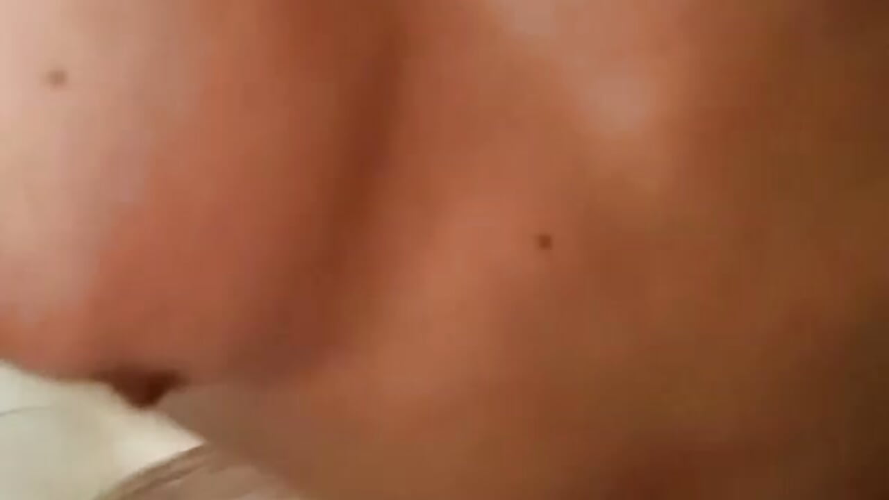 "Frisch aus der Dusche gekommen" - Vídeo de HarterPruegel86, modelo de vídeos