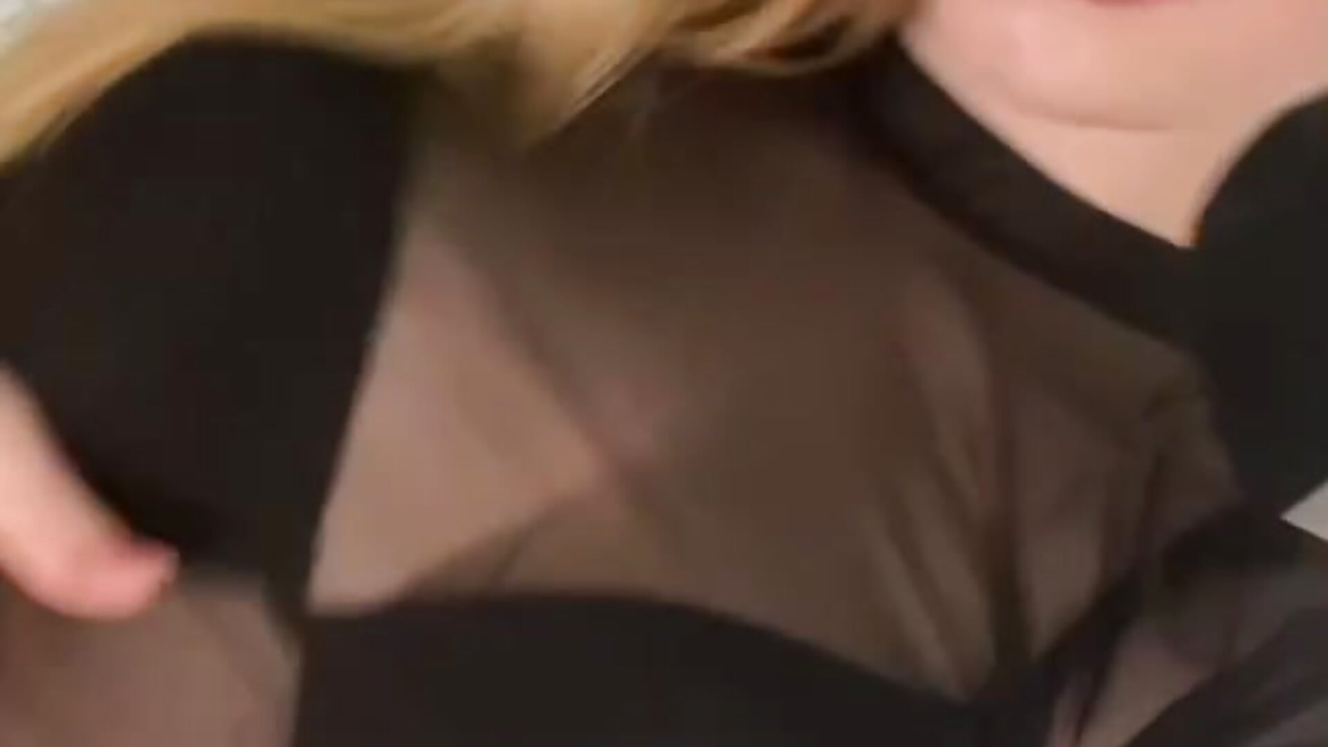 ;) - video by LisaSweetie cam model