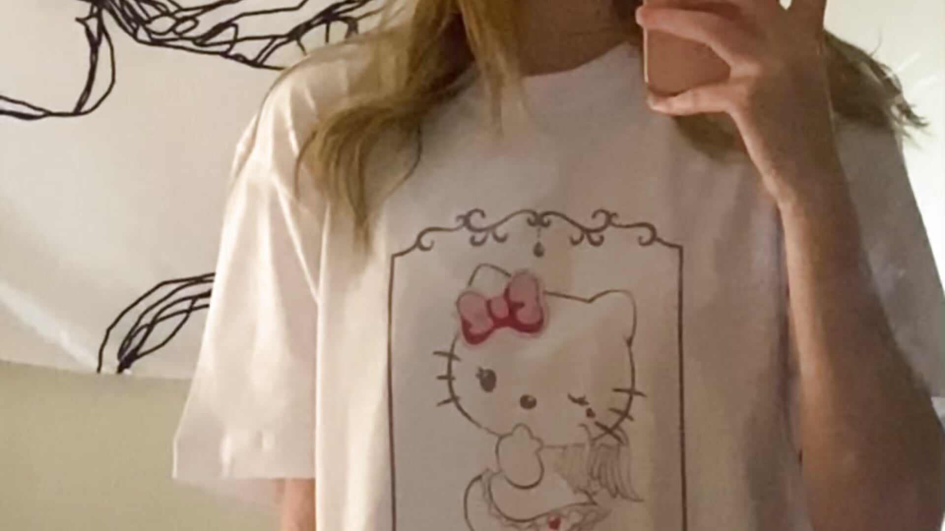 secret:) - video by LisaSweetie cam model