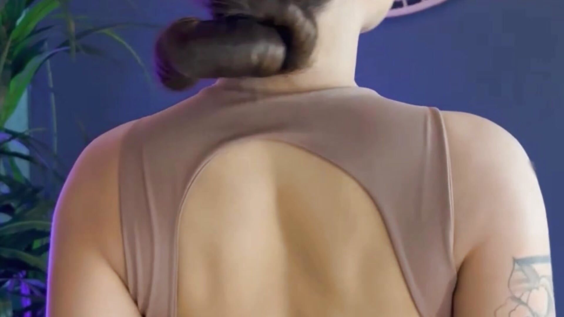 Come here we need to talk – video od webkamerové modelky MaryLewis_