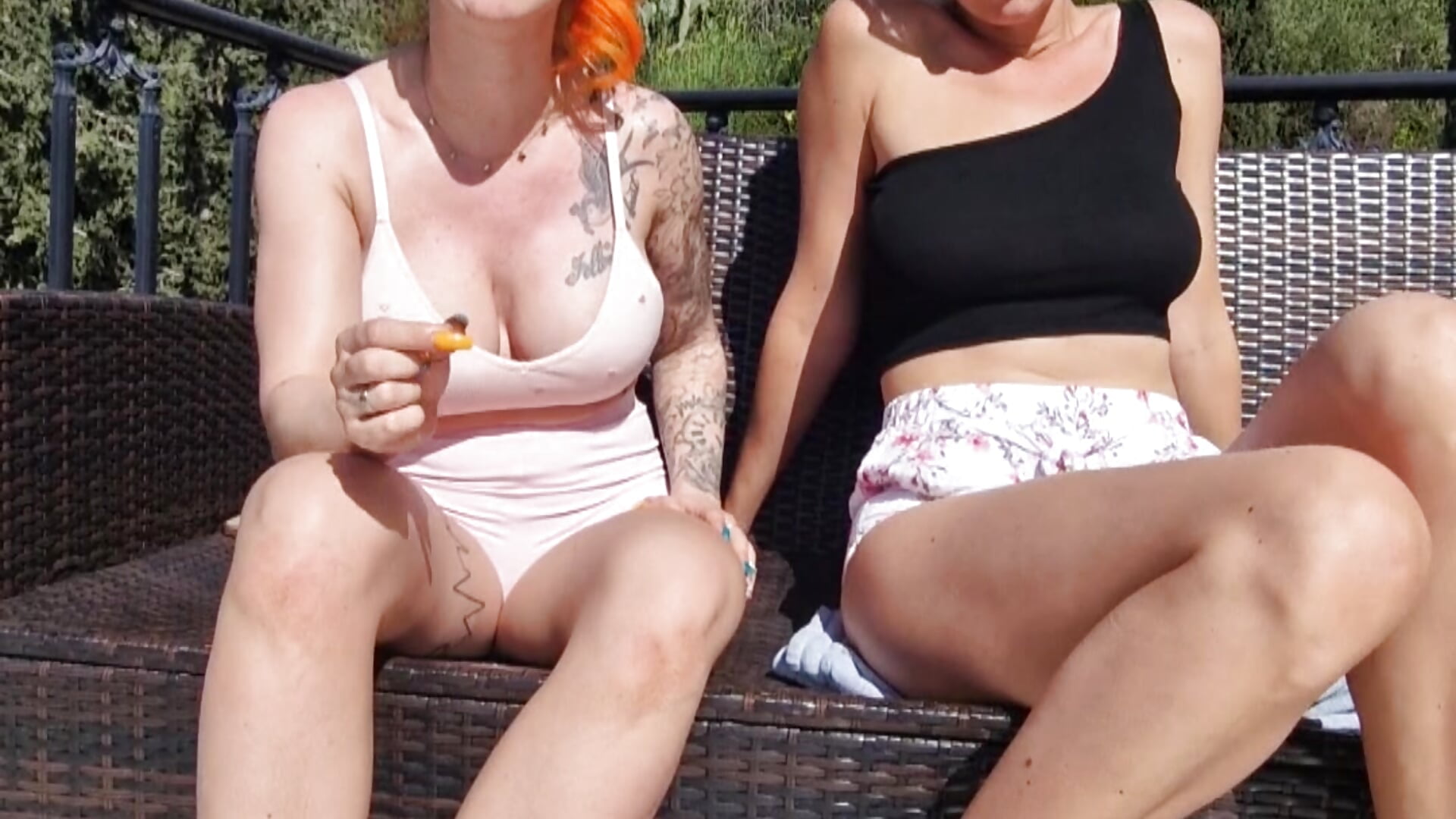 💑Girl-Girl Small-Penis-Humilation – Zwei Frauen Lachen Über Dich, mit Just_Sophia - MissMialicious 캠 모델의 동영상