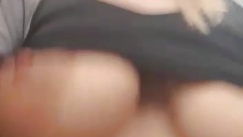I went for a run and my boobs came out in the open - vídeo de marian_bigtits