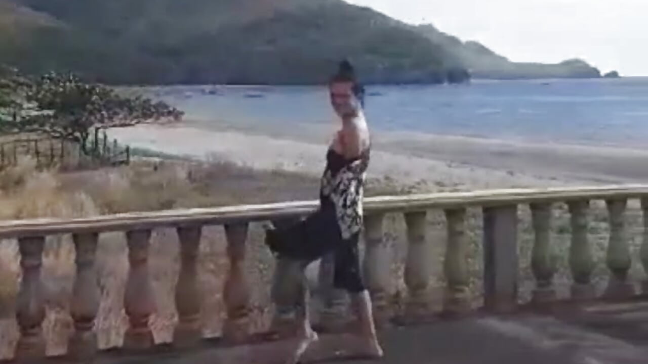 walking to the nature - Eatmybigcock_69 님의 동영상