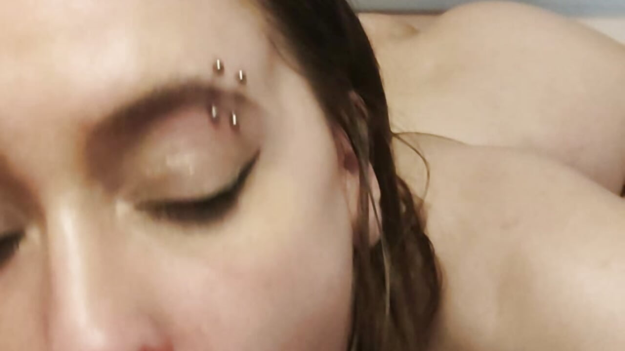 Sloppy deepthroat