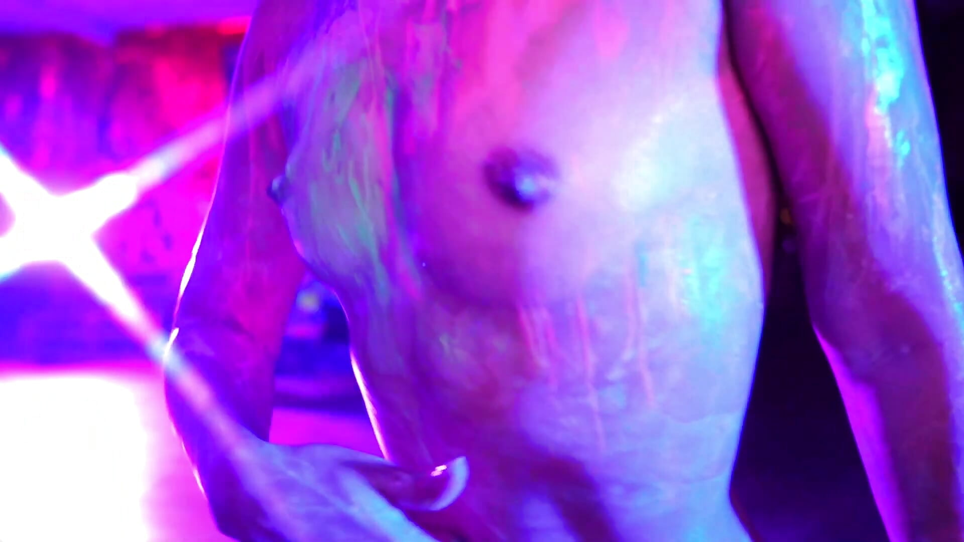 video 15 – video od webkamerové modelky Pinkie_Princes