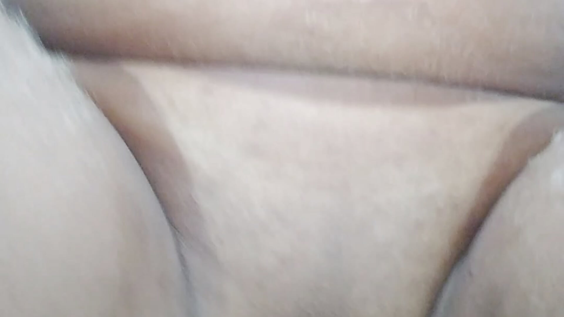 come check out the greluda bitch's bronze mark - video oleh model kamera GreludaGG