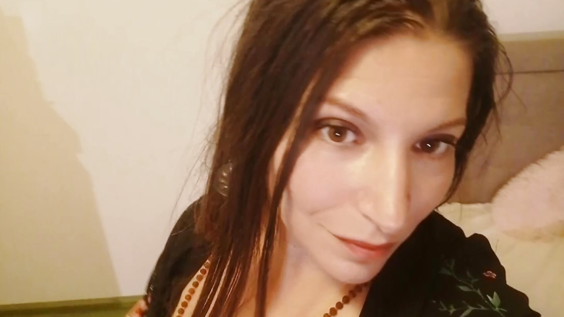 video1 - vidéo du modèle de showcams EnchantedLalita