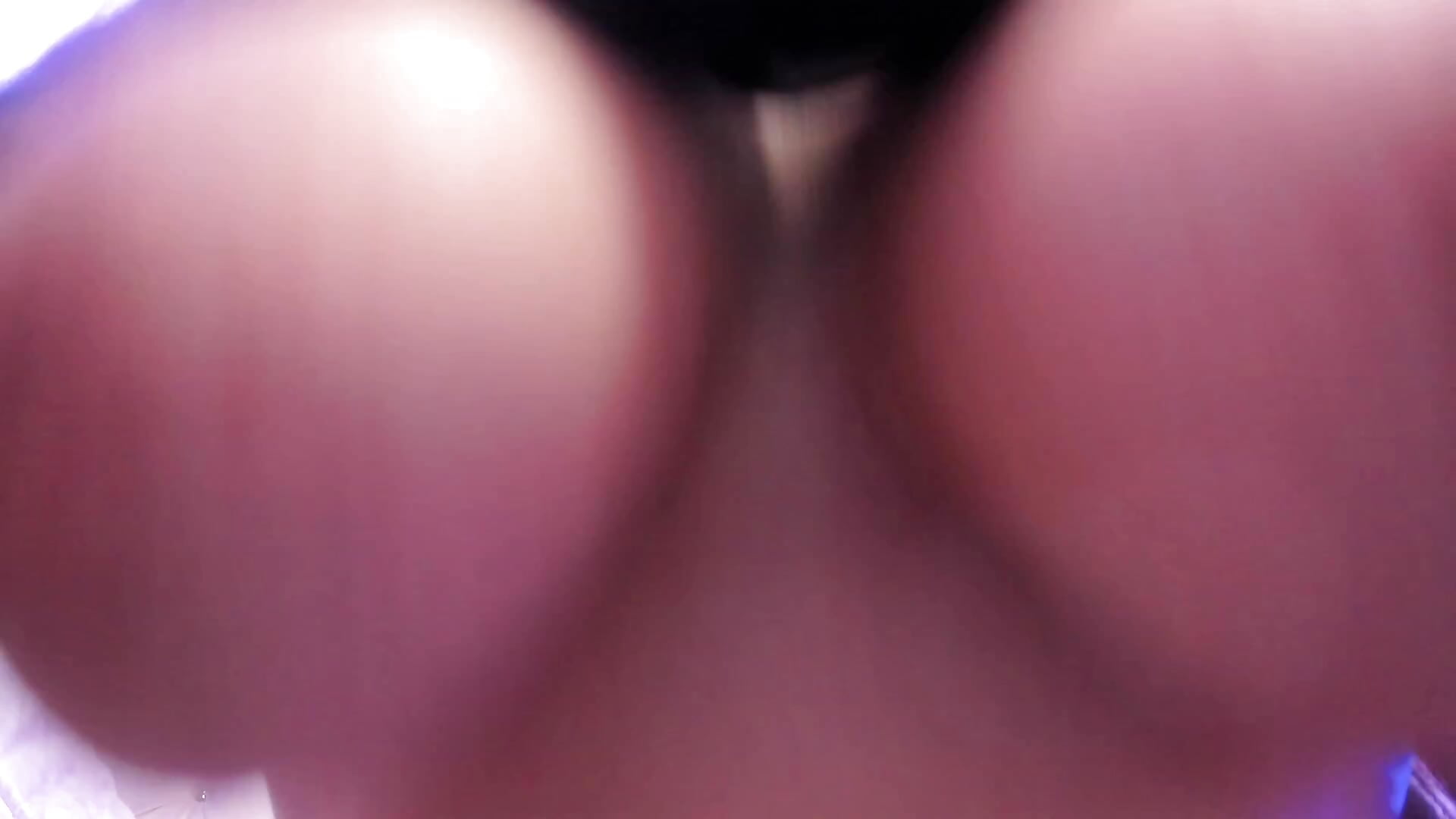 BOUNCE MY BOOBS 🍒🔥