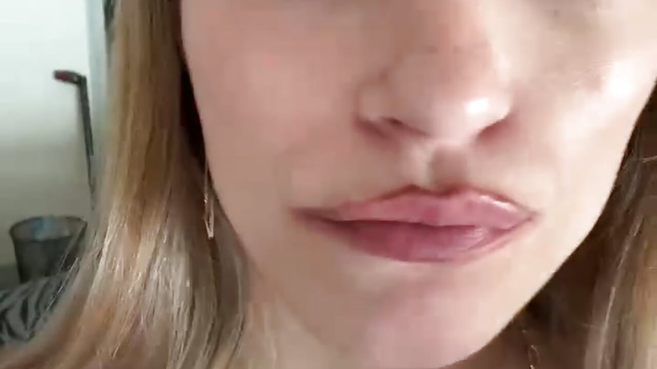 Show GODAGE PUSSY💦🥵🔥 - ladamoon adlı kamera modelinin videosu