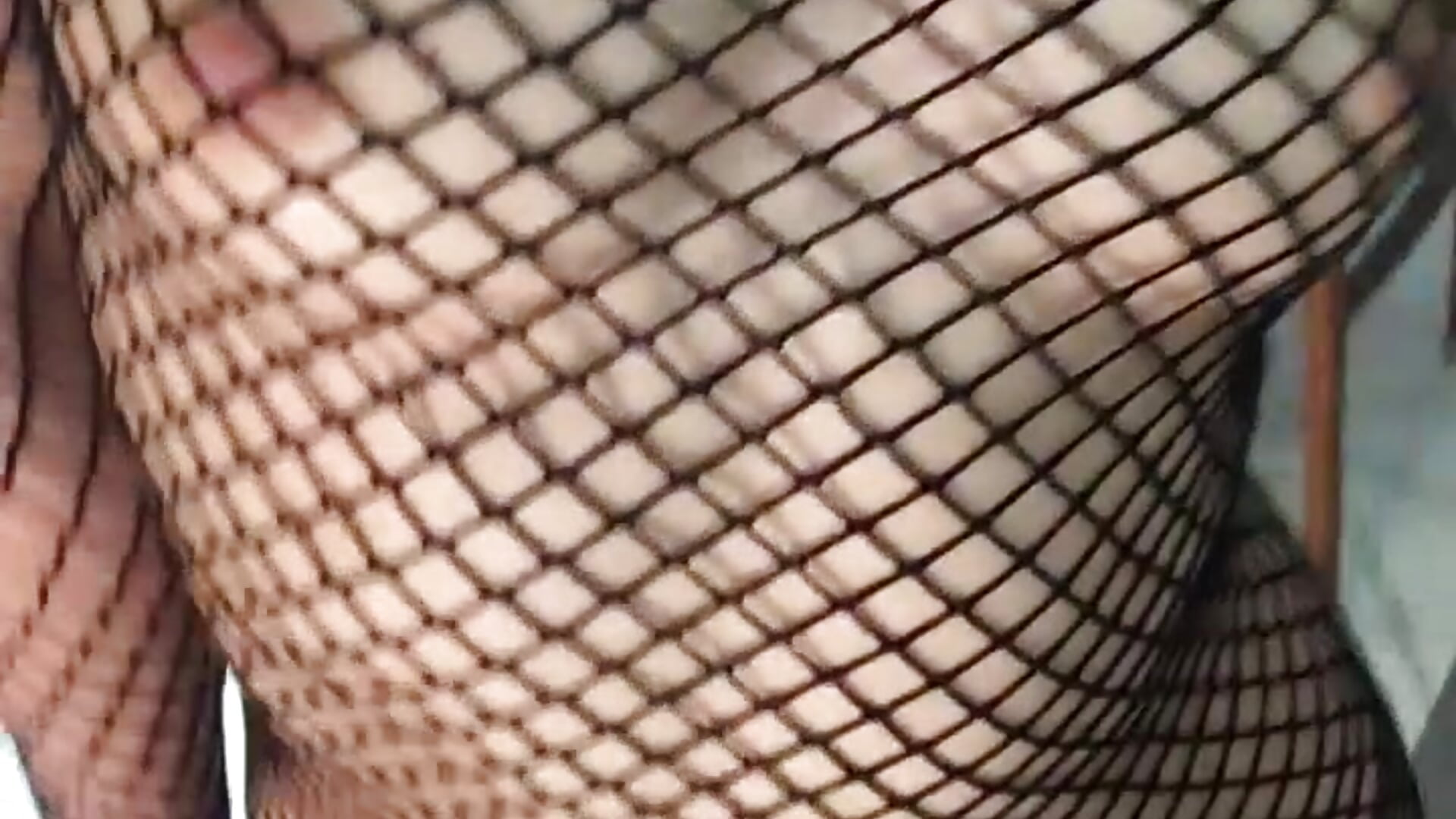 Horny Kitty – video modela na kameri U_prolazu